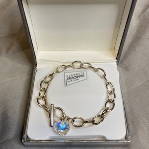 Women’s metal sliver color Swarovski crystal heart charm bracelet jewelry w/box